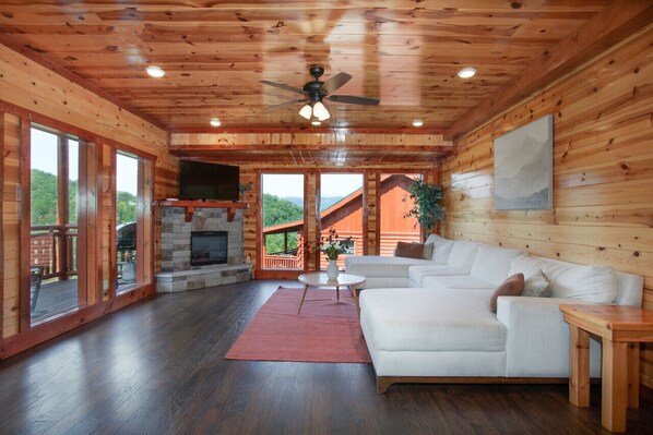 TV connectée, cheminée