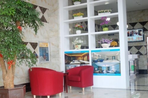 Longzhen Business Hotel