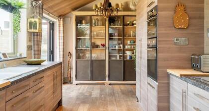 The Cottage Antrobus