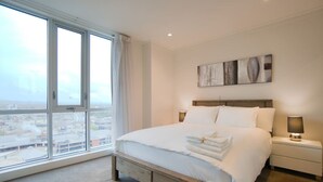 Iron/ironing board, WiFi, bed sheets - Amyra Residences on Rowlands Place - Unit 1206 (Adelaide)