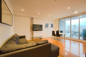 TV - Amyra Residences on Rowlands Place - Unit 906 (Adelaide)