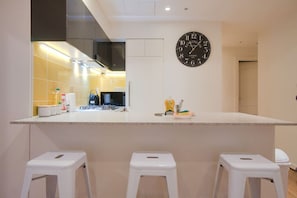 Fridge, microwave, oven, stovetop