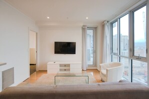 TV - Amyra Residences on Rowlands Place - Unit 807 (Adelaide)