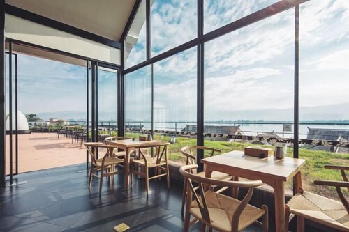 Xichang Shuxia Hotel