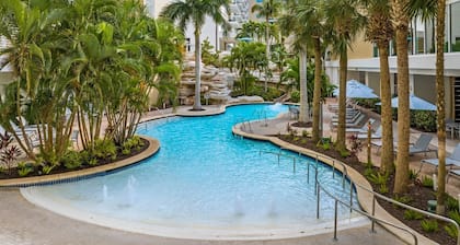 Marriott's Crystal Shores 2 bedroom - STUNNING Beach and Property!!!!!!