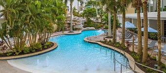 Marriott's Crystal Shores 2 bedroom - STUNNING Beach and Property!!!!!!