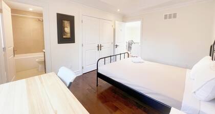 Vihome-104#3-Queen Bed PrivateBath Near Willowdale