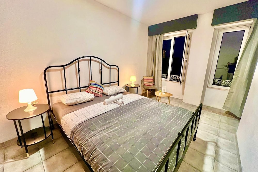 SwissPorto Guest House