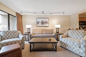 TV, peis og DVD-spiller