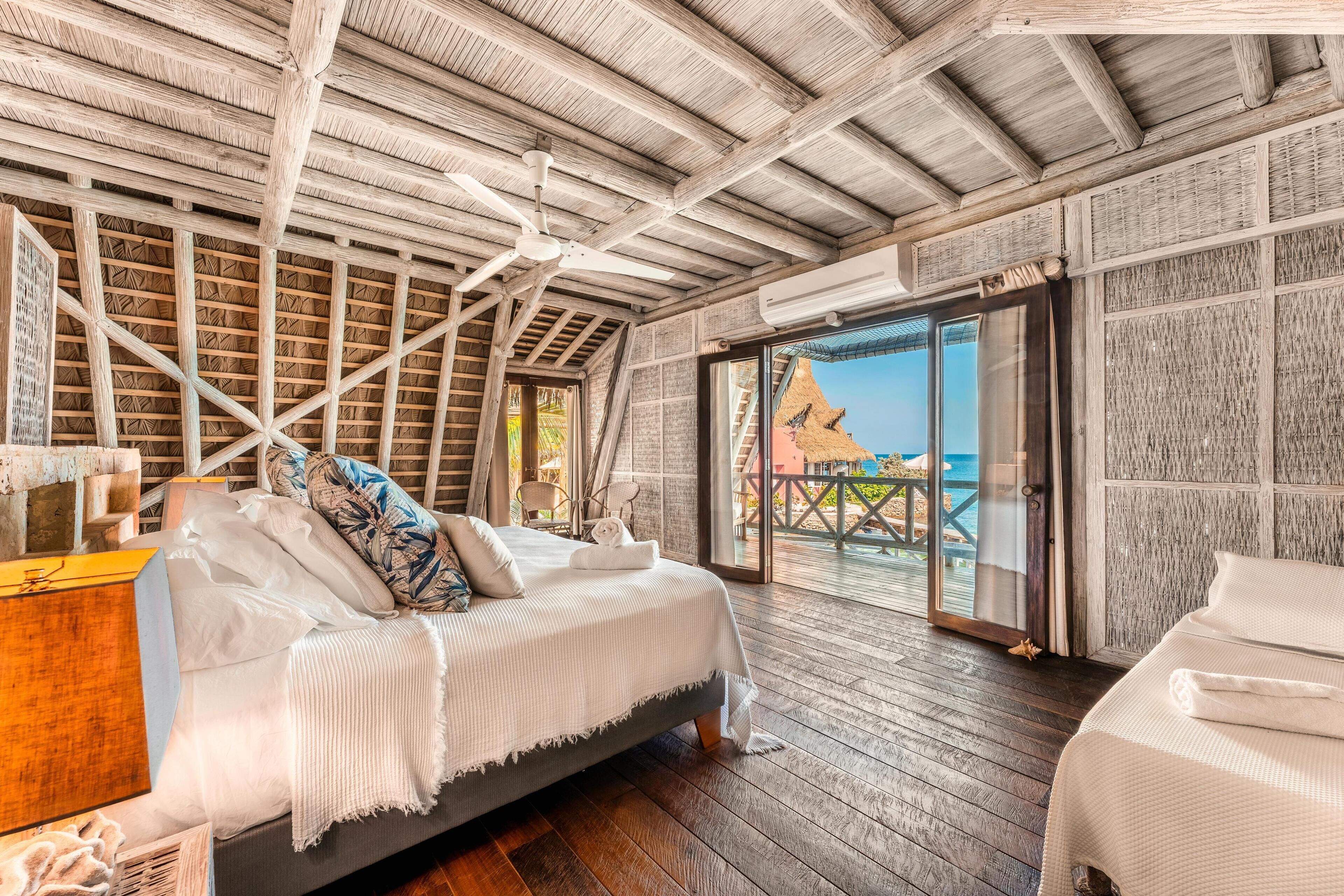 3 bedrooms, in-room safe, desk, iron/ironing board