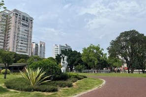 View from property - Starway Hotel (Zhangzhou Bihu Wanda Plaza) (Zhangzhou)