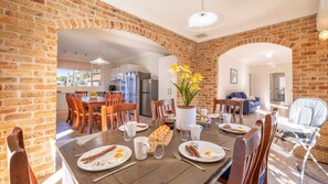 Dining - Pet friendly 24 Irawari Crescent - pool, air con, boat parking (Nelson Bay)