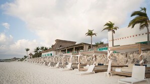 Apartment, Accessible - 2BD Riviera Maya Ocean View w Luxurious Resort (Playa del Carmen)