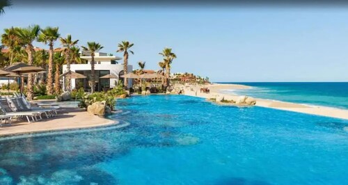 2BD Villa La Valencia Ocean View 5 Star Resort
