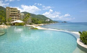 Apartment - 3BD Garza Blanca 5 Star Resort Ocean Views (Puerto Vallarta)