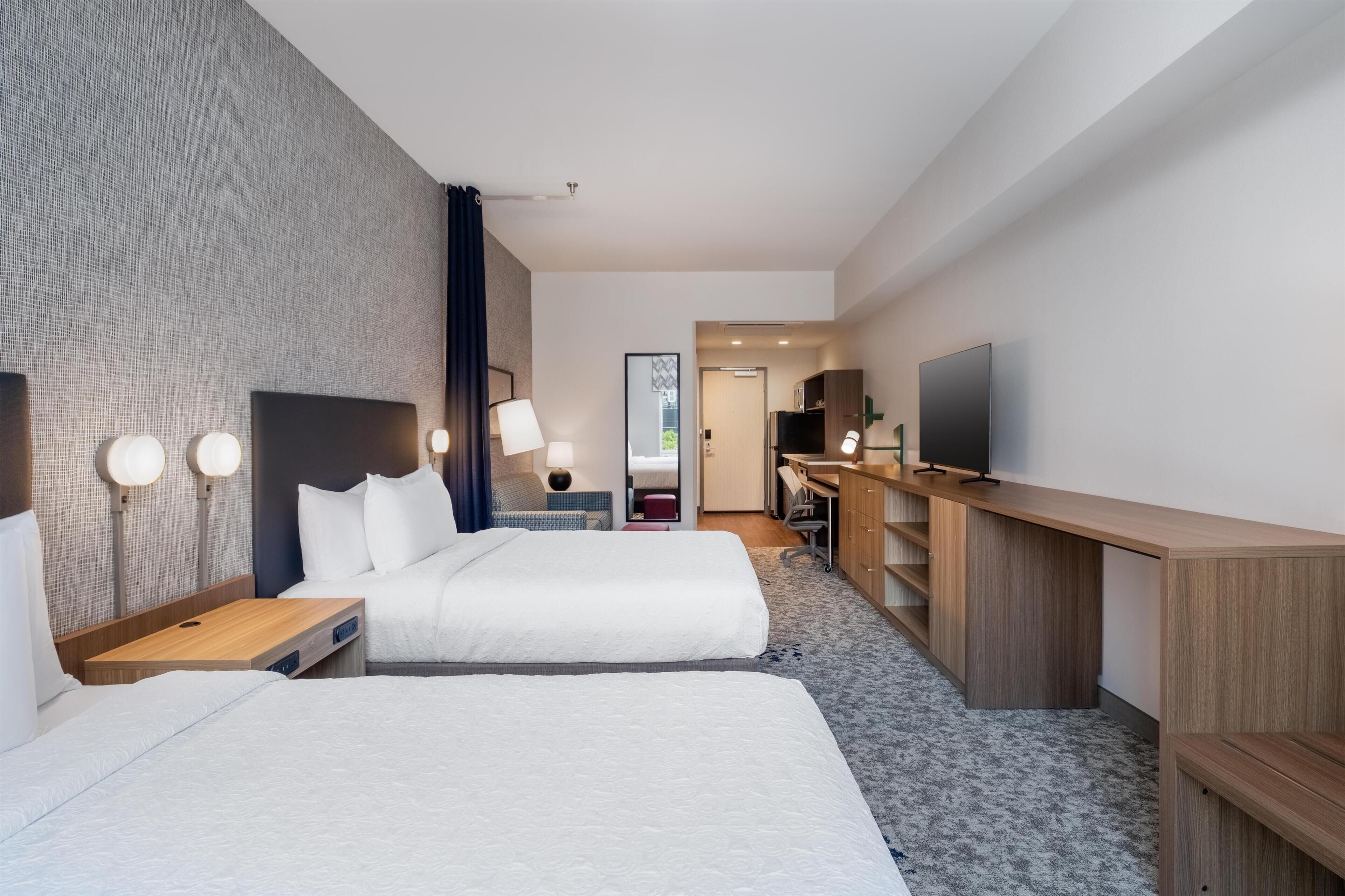 Studiosuite, 2 Queen-Betten | Kostenloses WLAN, Bettwäsche