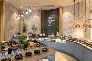 Dagelijks ontbijtbuffet inbegrepen