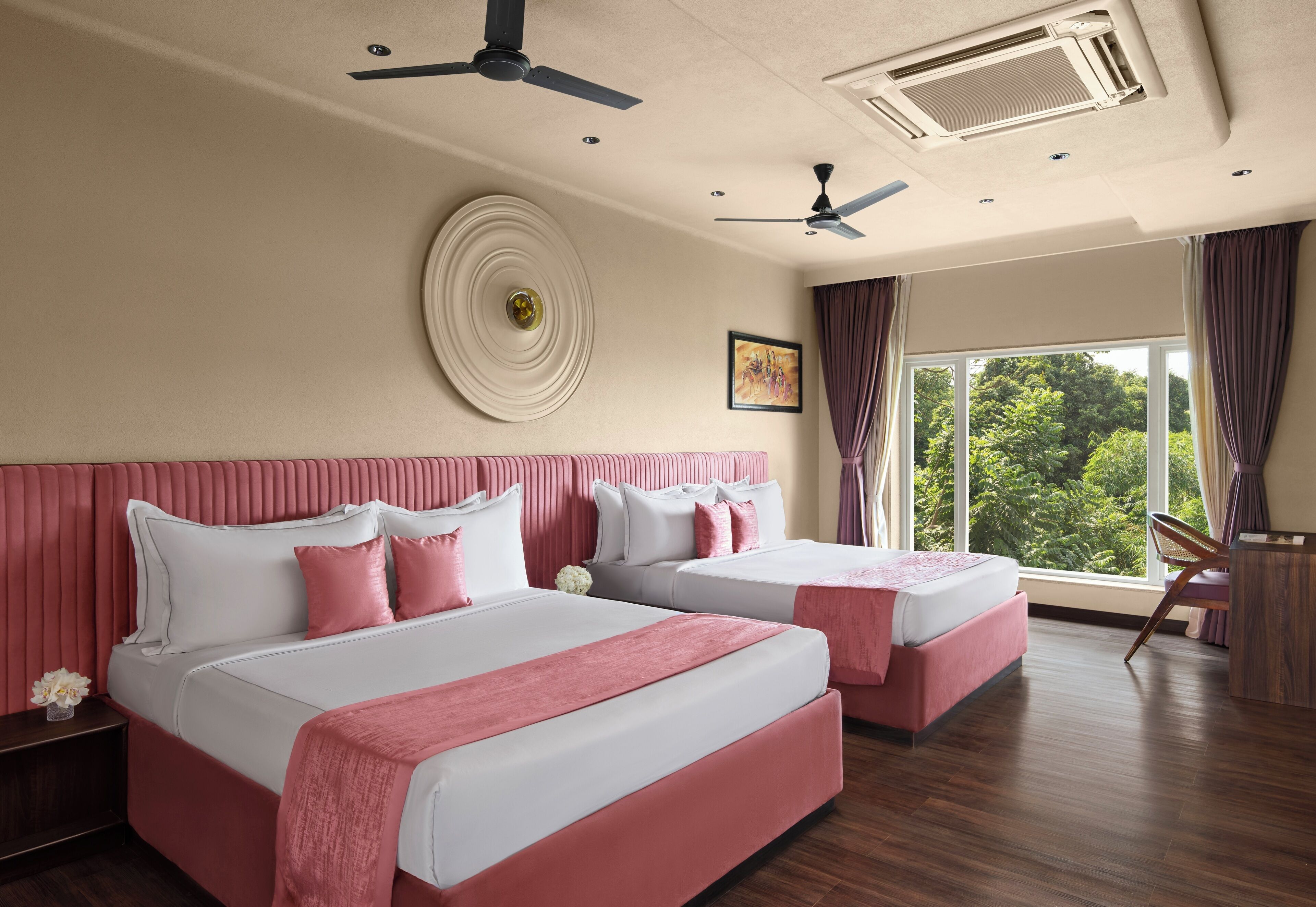 Camera familiare | Una scrivania, postazione laptop, insonorizzazione, Wi-Fi gratuito