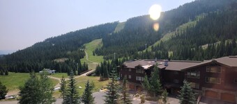 Spacious 2-bedroom Ski in/Ski out condo in beautiful Big Sky, Montana.