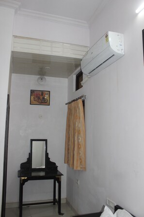 Espace de travail pour ordinateur portable, Wi-Fi gratuit