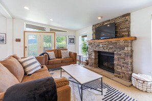 Smart TV, foosball, table tennis, books