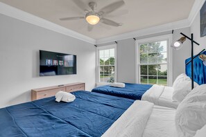 4 bedrooms, iron/ironing board, WiFi, bed sheets