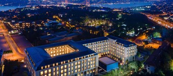 Altunizade Suites Istanbul, Curio Collection by Hilton