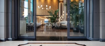 Altunizade Suites Istanbul, Curio Collection by Hilton