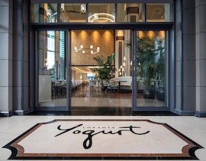 Restaurant - Altunizade Suites Istanbul, Curio Collection by Hilton (Istanbul)