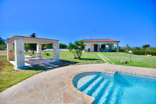 Piscina all'aperto