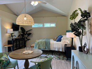 1 chambre, fer et planche à repasser, Wi-Fi, draps fournis