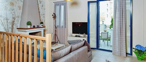 Hus | Oppholdsrom | DVD-spiller