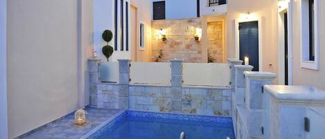 House | Pool | Outdoor pool