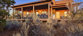 Brasada Ranch Cabin 89 | Hot Tub | Grill | Pool