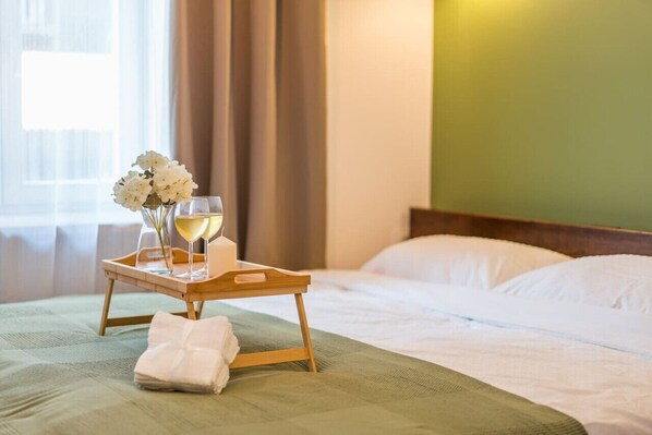 1 bedroom, iron/ironing board, free WiFi, bed sheets