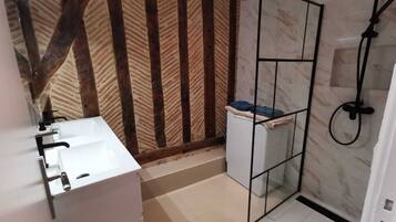 Towels, soap, toilet paper