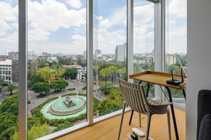 Căn hộ, ban công (1003) | Khu phòng khách