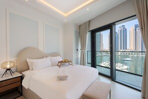 3 slaapkamers, een strijkplank/strijkijzer, gratis wifi, beddengoed