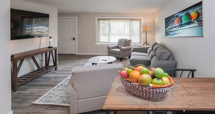 Charming 2-bedroom hotel suite in marvelous Green Lake, WI