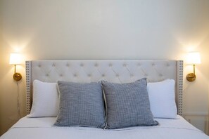 2 habitaciones, tabla de planchar con plancha, internet y ropa de cama