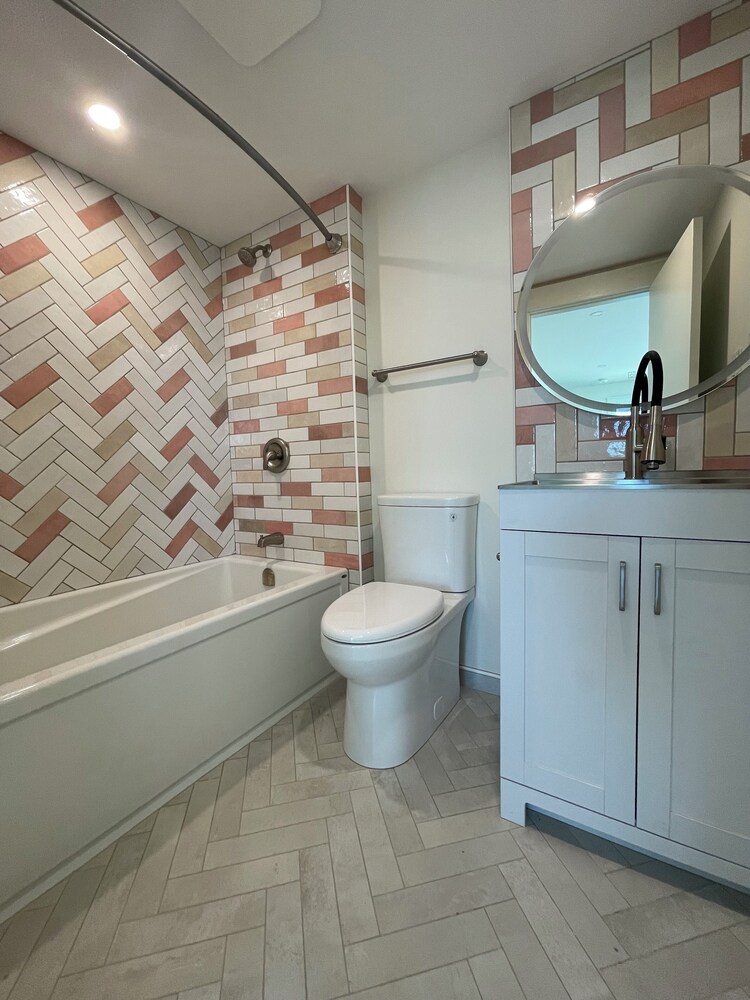 Thousand Islands Luxury Peninsula Getaway 360 Water View Leeds