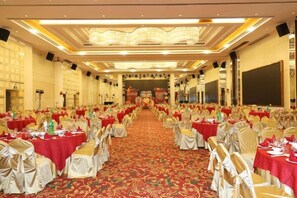 Unclassified image, 3 of 66, button - Dongfang Mingyuan Hotel (Longchuan)
