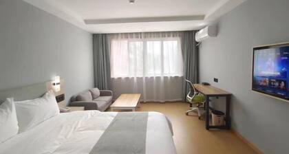 Vanyou Inn (Huzhou Nanxun Ancient Town Shiyuan Road)