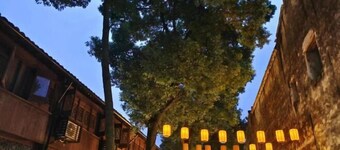 Vanyou Inn (Huzhou Nanxun Ancient Town Shiyuan Road)