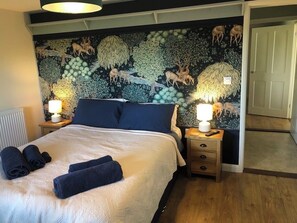 2 bedrooms, iron/ironing board, travel cot, free WiFi