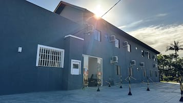 Fachada da propriedade