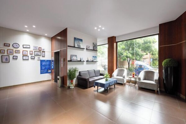 Interior - City Wanyi Hotel (Shenzhen East Railway Station Buji Shop) (Shenzhen)