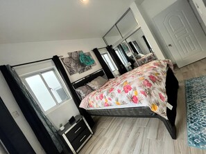 2 Schlafzimmer, Bügeleisen/Bügelbrett, WLAN, Bettwäsche