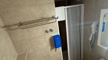 Basic Double or Twin Room | Bathroom | Shower, free toiletries, hair dryer, towels