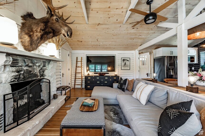 Cozy Luxury River Front Home In Kamas With Hot Tub - Kamas, UT